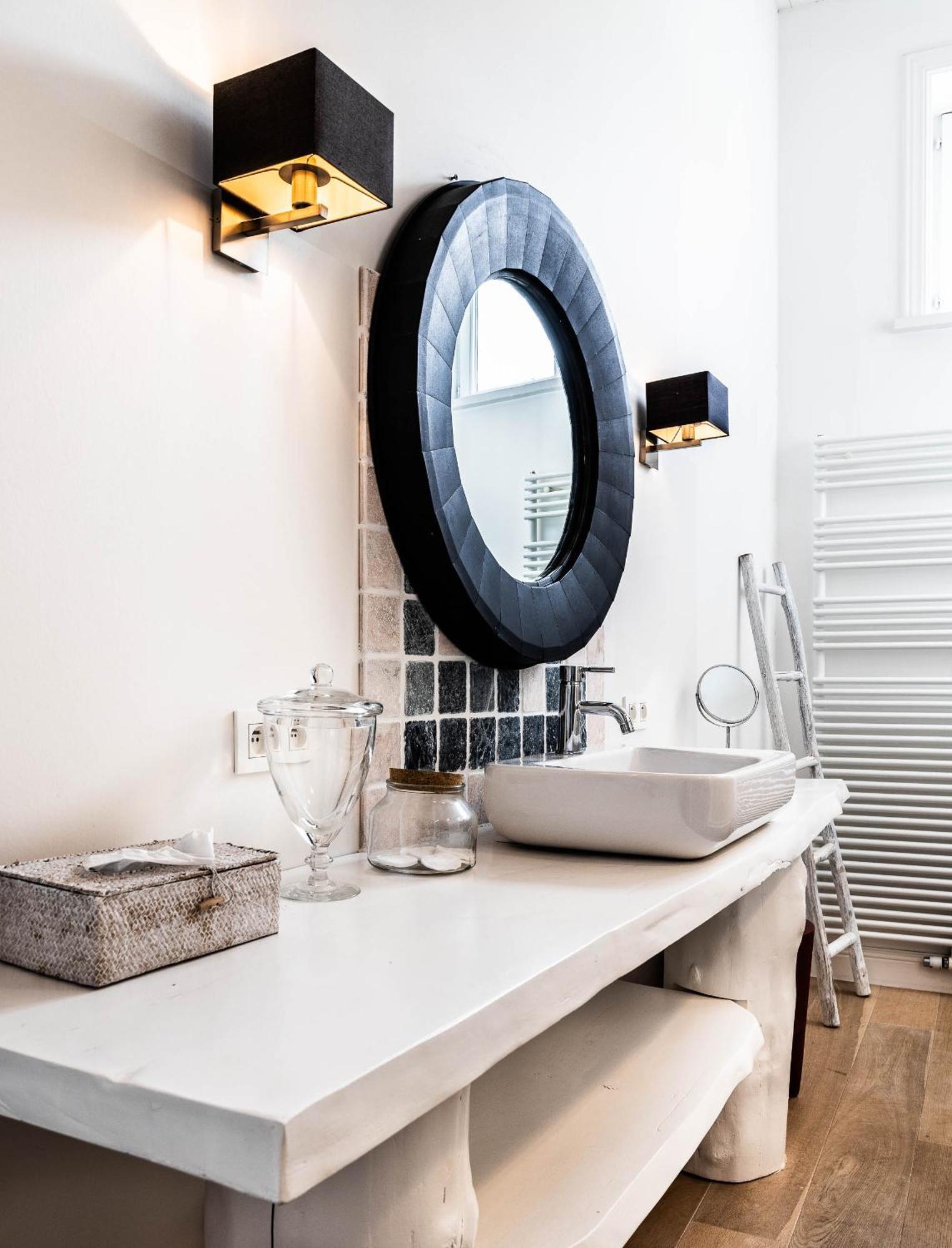 Maison Amodio Boutique B&B Adults Only Брюж Екстериор снимка